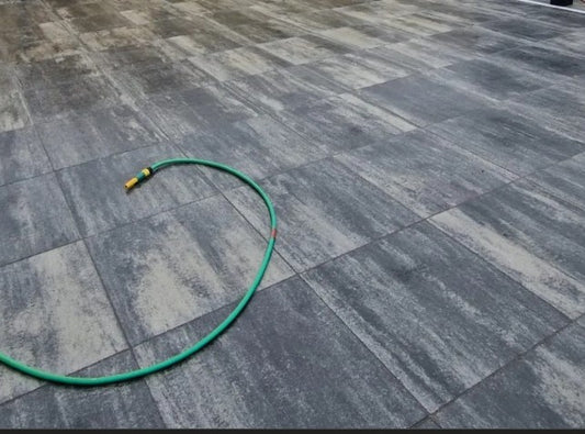 Tuintegel Grezzo Genuanceerd 60x60x4cm - Perfecte terrastegel AANBIEDING